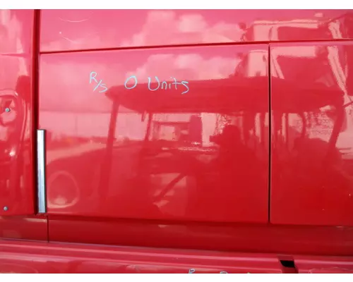 VOLVO VNL DOOR, COMPARTMENT