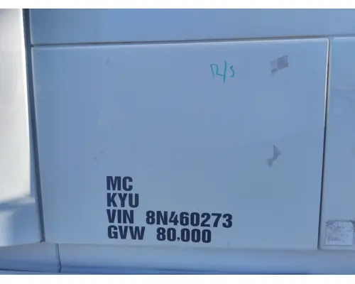 VOLVO VNL DOOR, COMPARTMENT