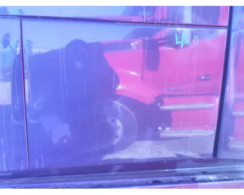 VOLVO VNL DOOR, COMPARTMENT