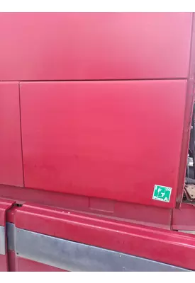 VOLVO VNL DOOR, COMPARTMENT