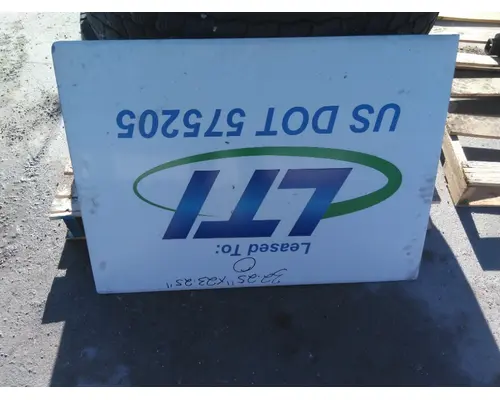 VOLVO VNL DOOR, COMPARTMENT