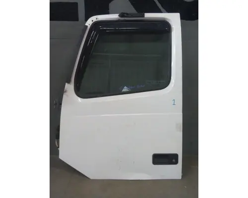 VOLVO VNL DOOR, COMPARTMENT