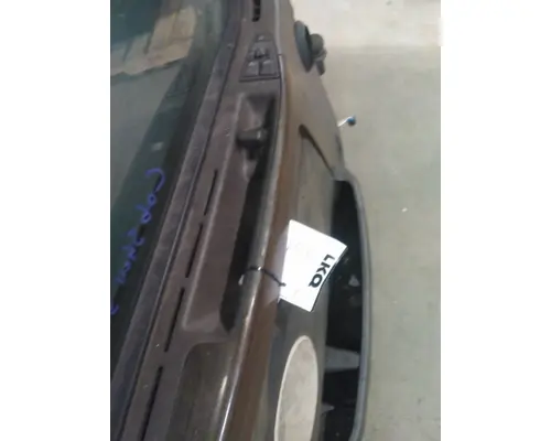 VOLVO VNL DOOR, COMPARTMENT