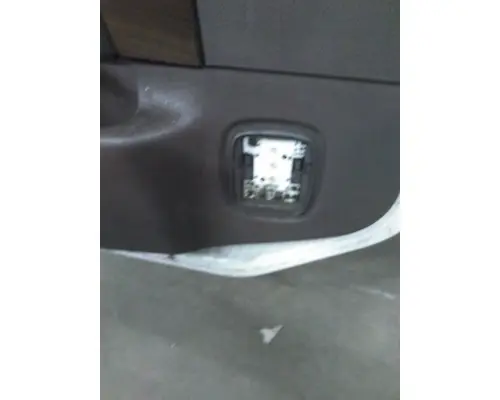 VOLVO VNL DOOR, COMPARTMENT