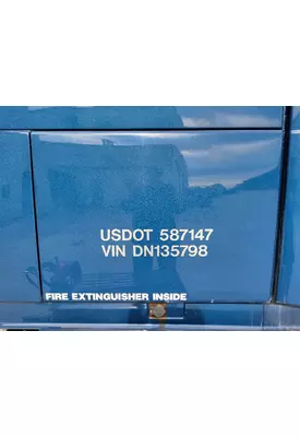 VOLVO VNL DOOR, COMPARTMENT