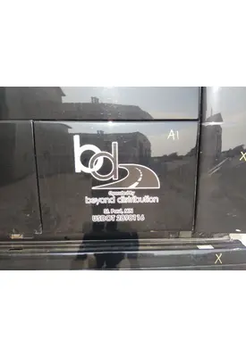 VOLVO VNL DOOR, COMPARTMENT