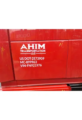 VOLVO VNL DOOR, COMPARTMENT