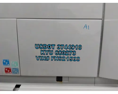 VOLVO VNL DOOR, COMPARTMENT