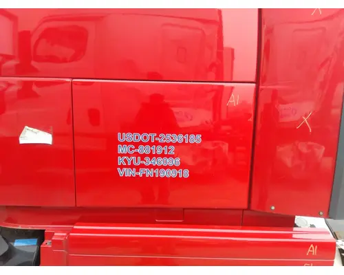 VOLVO VNL DOOR, COMPARTMENT