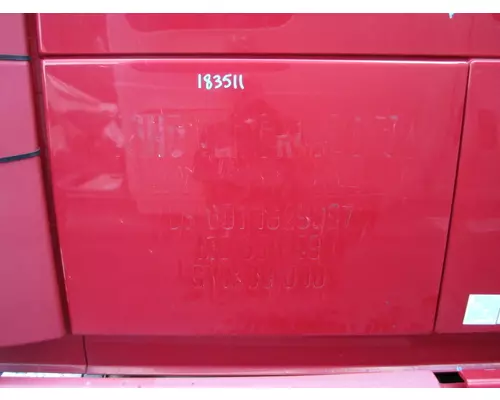 VOLVO VNL DOOR, COMPARTMENT
