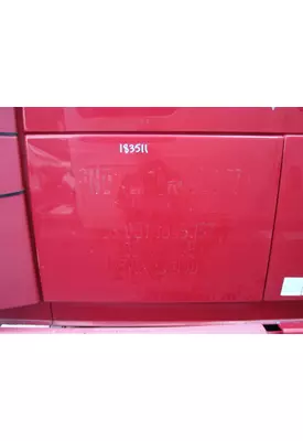 VOLVO VNL DOOR, COMPARTMENT