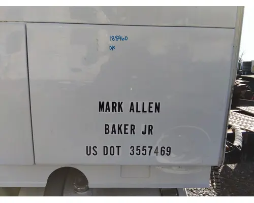 VOLVO VNL DOOR, COMPARTMENT