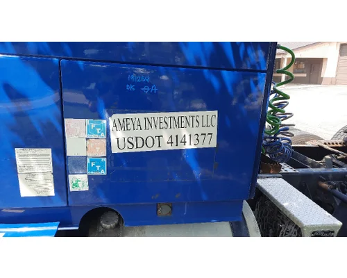 VOLVO VNL DOOR, COMPARTMENT