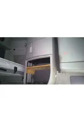 VOLVO VNL DOOR, COMPARTMENT