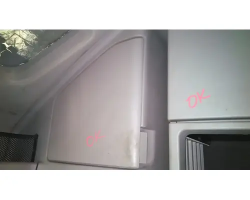 VOLVO VNL DOOR, COMPARTMENT