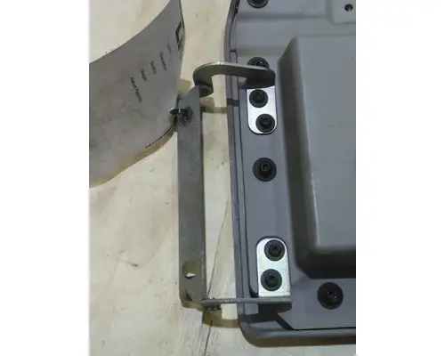 VOLVO VNL DOOR, COMPARTMENT