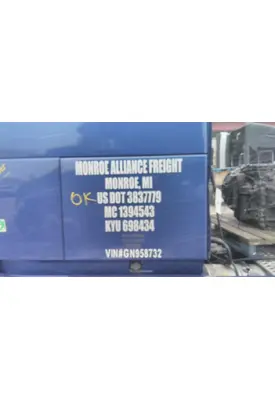 VOLVO VNL DOOR, COMPARTMENT