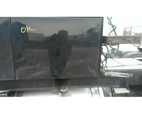 VOLVO VNL DOOR, COMPARTMENT