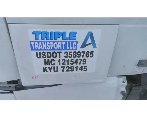 VOLVO VNL DOOR, COMPARTMENT
