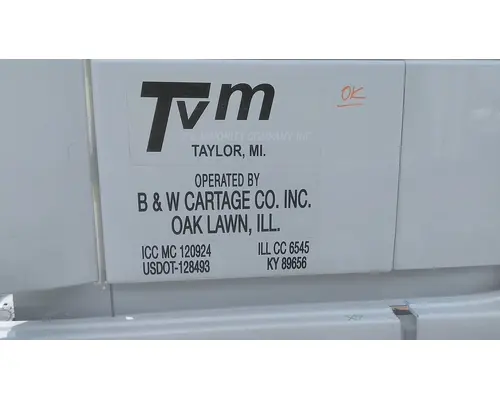 VOLVO VNL DOOR, COMPARTMENT