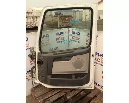 VOLVO VNL DOOR ASSEMBLY, FRONT