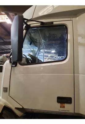 VOLVO VNL DOOR ASSEMBLY, FRONT