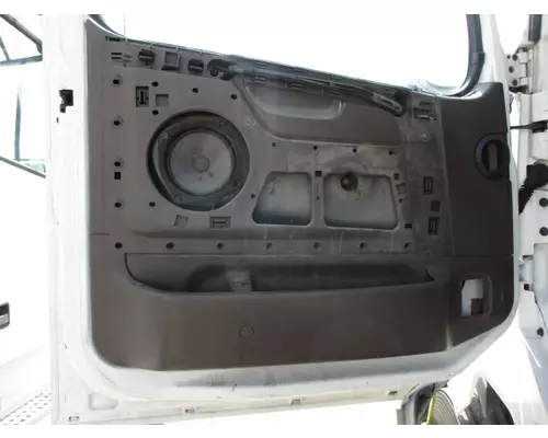 VOLVO VNL DOOR ASSEMBLY, FRONT