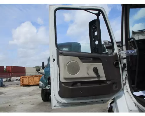 VOLVO VNL DOOR ASSEMBLY, FRONT