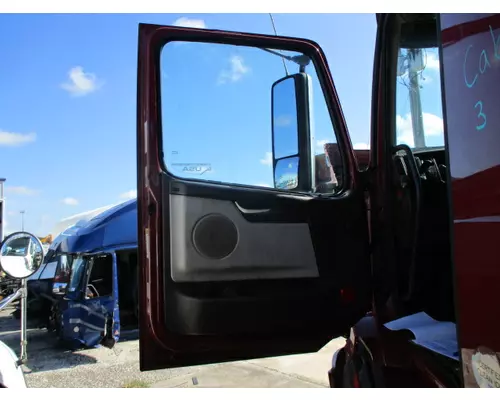 VOLVO VNL DOOR ASSEMBLY, FRONT