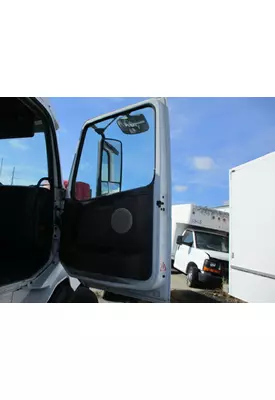 VOLVO VNL DOOR ASSEMBLY, FRONT