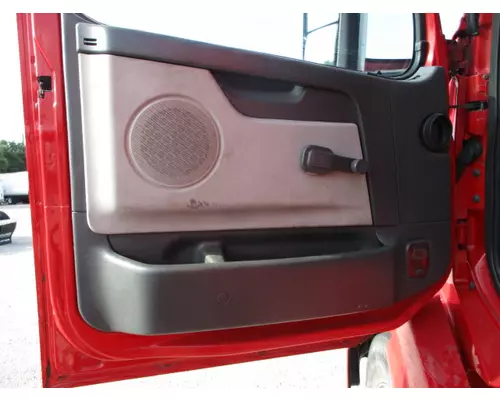 VOLVO VNL DOOR ASSEMBLY, FRONT