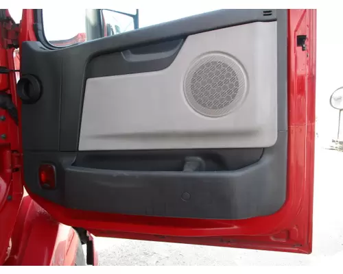 VOLVO VNL DOOR ASSEMBLY, FRONT
