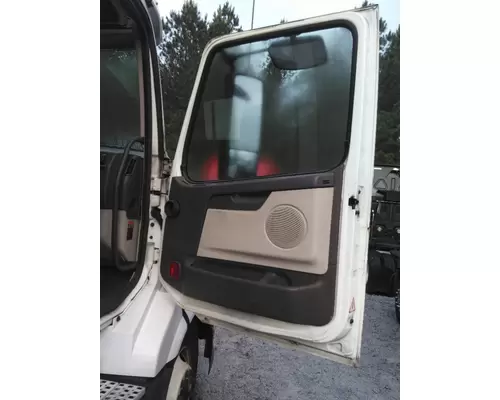 VOLVO VNL DOOR ASSEMBLY, FRONT