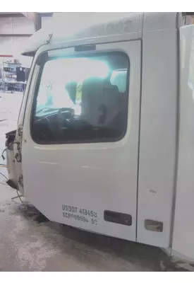 VOLVO VNL DOOR ASSEMBLY, FRONT