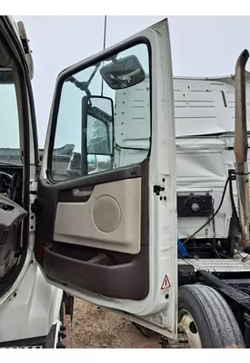 VOLVO VNL DOOR ASSEMBLY, FRONT