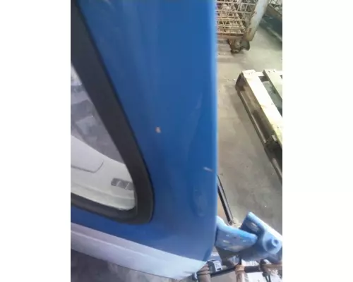 VOLVO VNL DOOR ASSEMBLY, FRONT