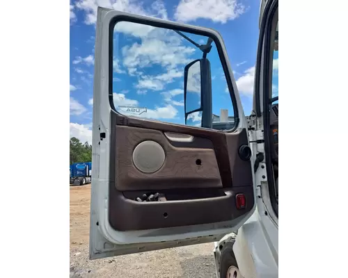 VOLVO VNL DOOR ASSEMBLY, FRONT