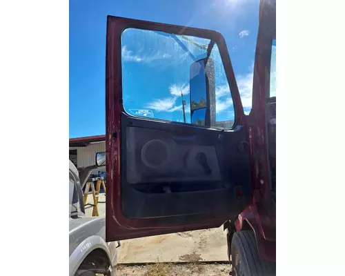 VOLVO VNL DOOR ASSEMBLY, FRONT