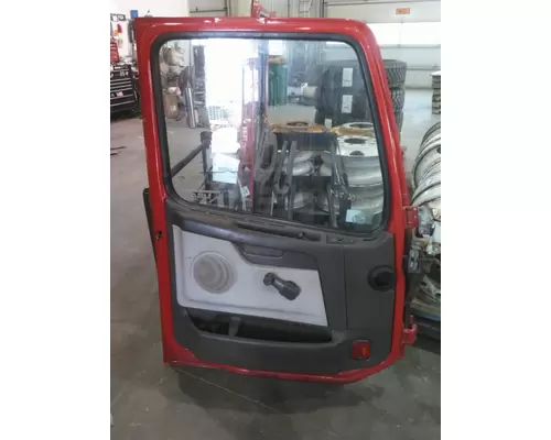 VOLVO VNL DOOR ASSEMBLY, FRONT