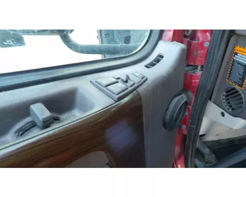 VOLVO VNL DOOR ASSEMBLY, FRONT