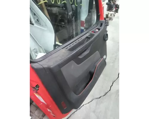 VOLVO VNL DOOR ASSEMBLY, FRONT