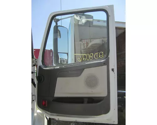 VOLVO VNL DOOR ASSEMBLY, FRONT