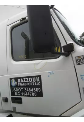 VOLVO VNL DOOR ASSEMBLY, FRONT