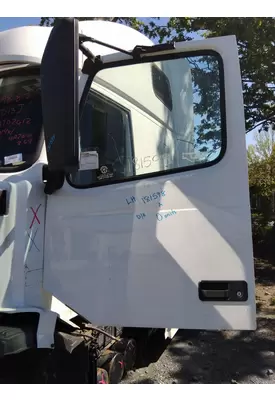 VOLVO VNL DOOR ASSEMBLY, FRONT