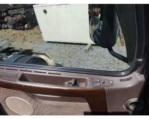 VOLVO VNL DOOR ASSEMBLY, FRONT