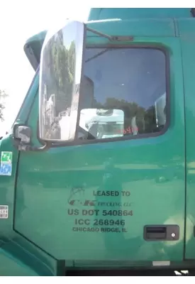VOLVO VNL DOOR ASSEMBLY, FRONT
