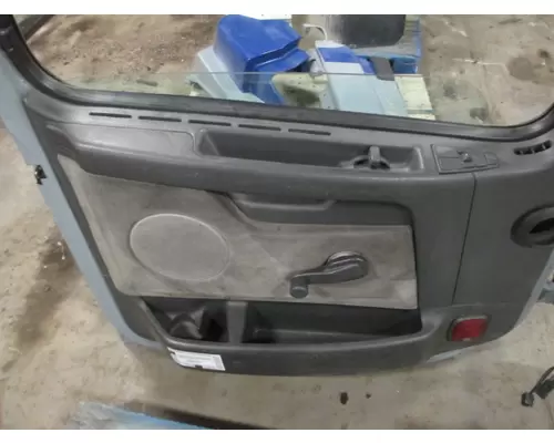 VOLVO VNL DOOR ASSEMBLY, FRONT