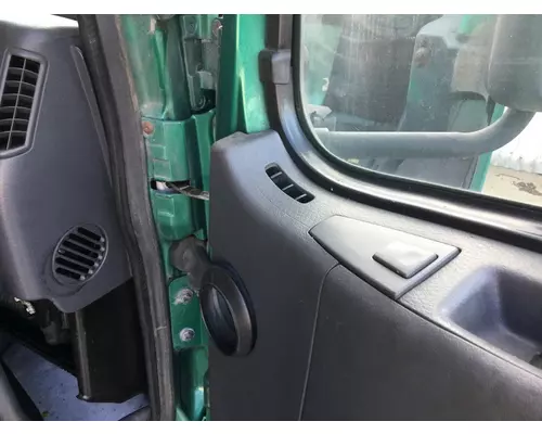 VOLVO VNL DOOR ASSEMBLY, FRONT