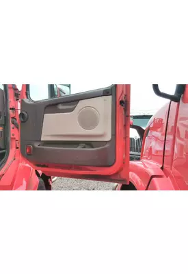 VOLVO VNL DOOR ASSEMBLY, FRONT