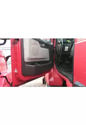 VOLVO VNL DOOR ASSEMBLY, FRONT